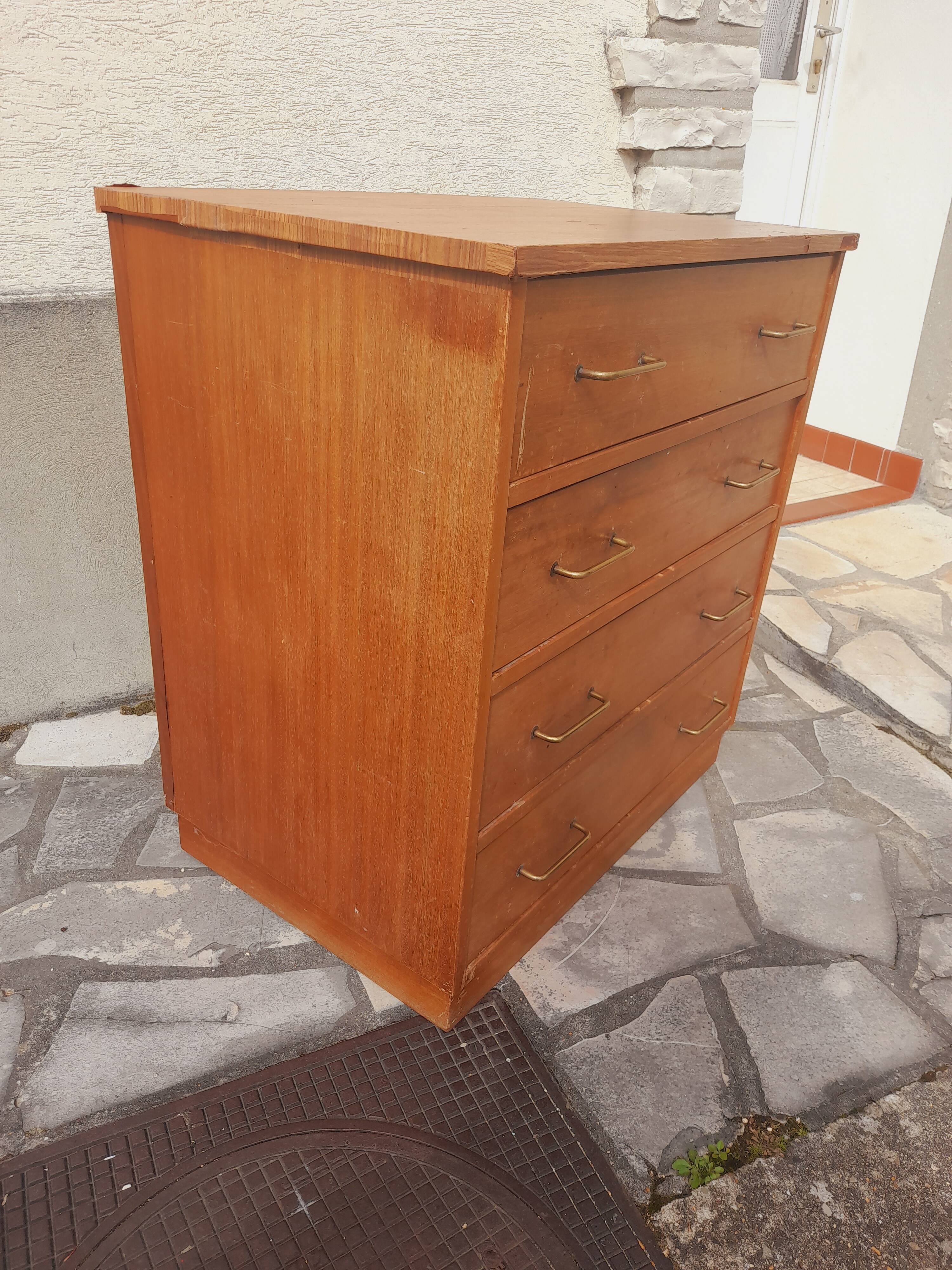 Vintage chest of drawers
