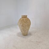 grande jardinière en pierre de Mactan ou en pierre fossile, années 1980