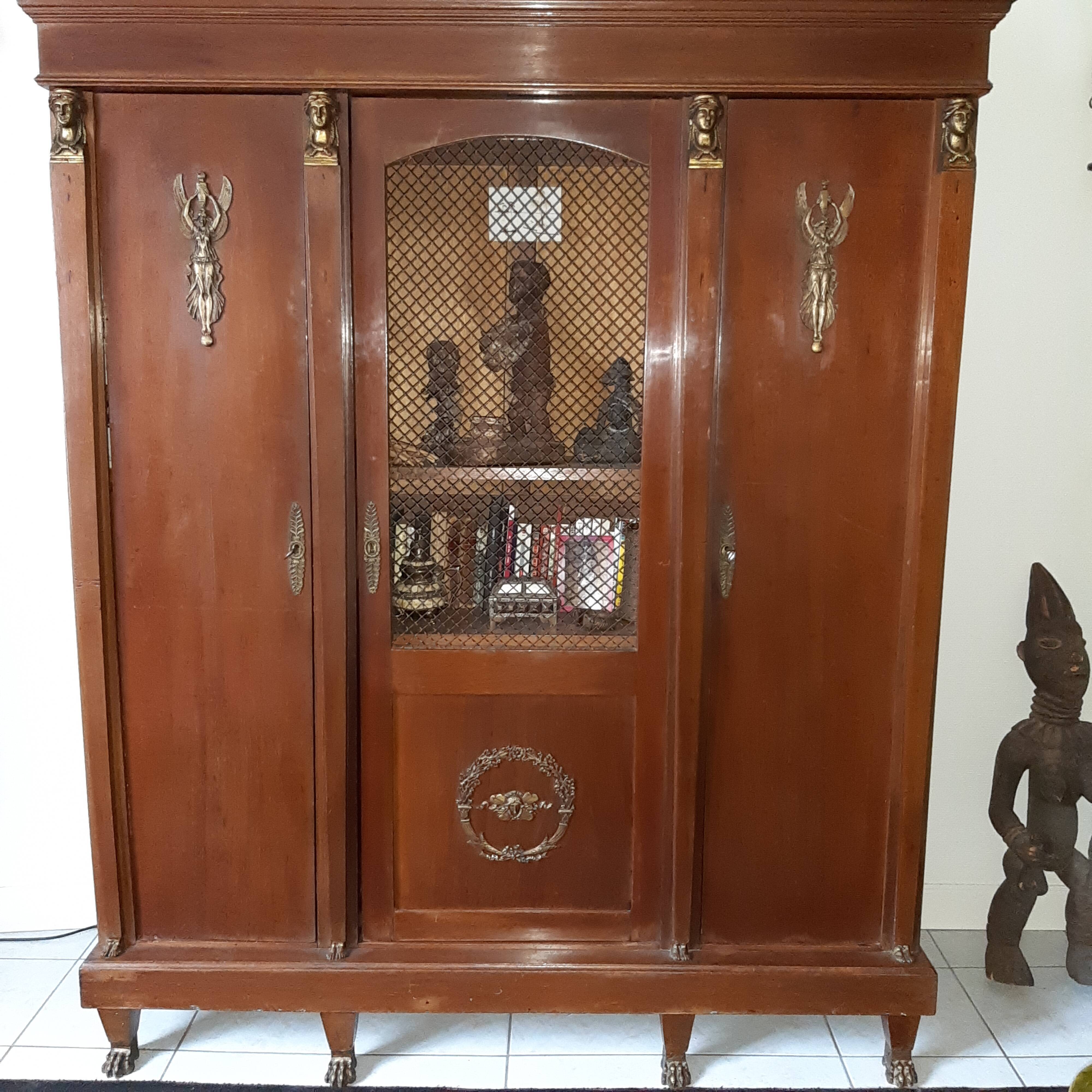 Napoleon III bookcase