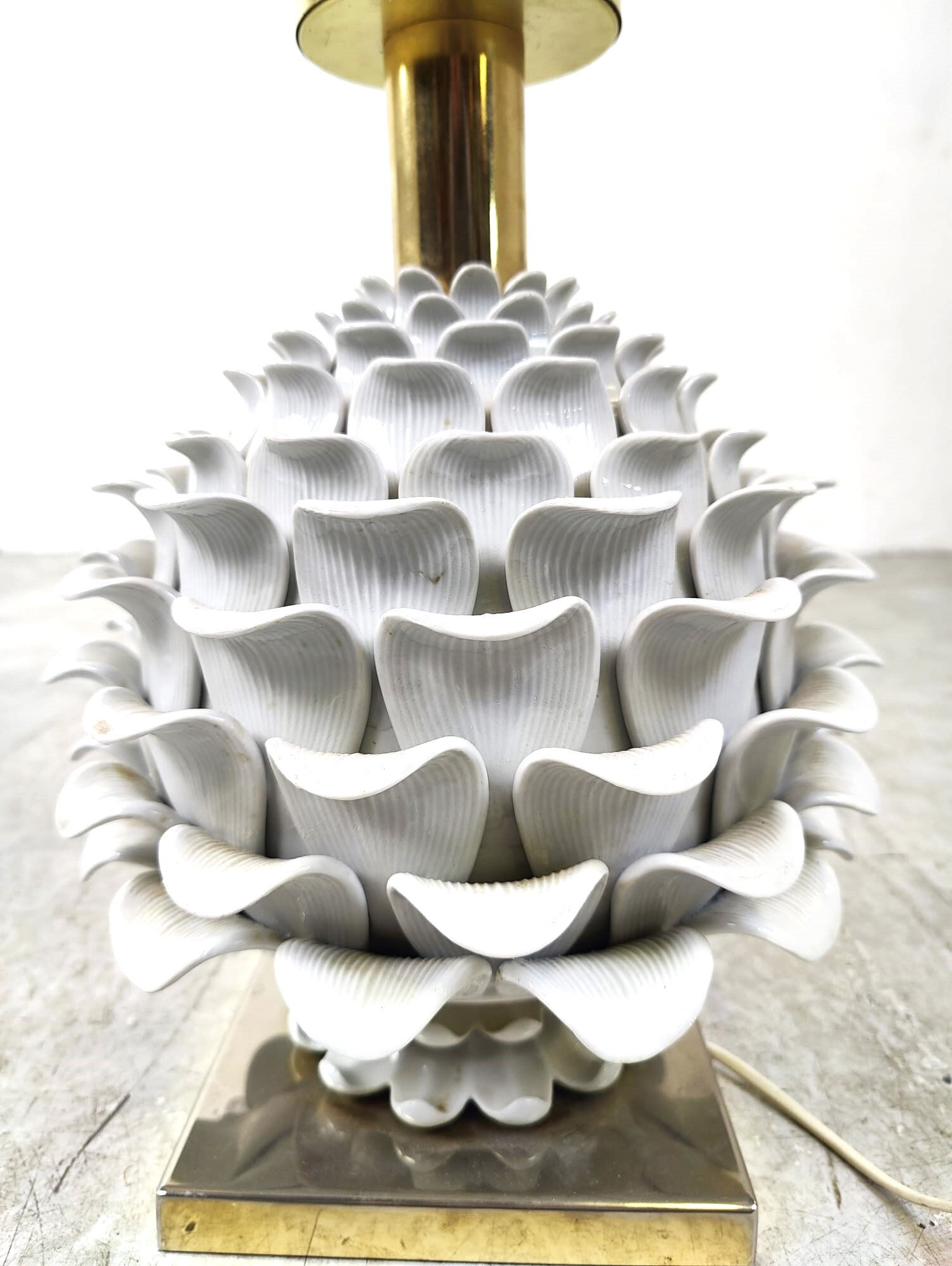 Vintage Italian ceramic artichoke table lamp, 1960s