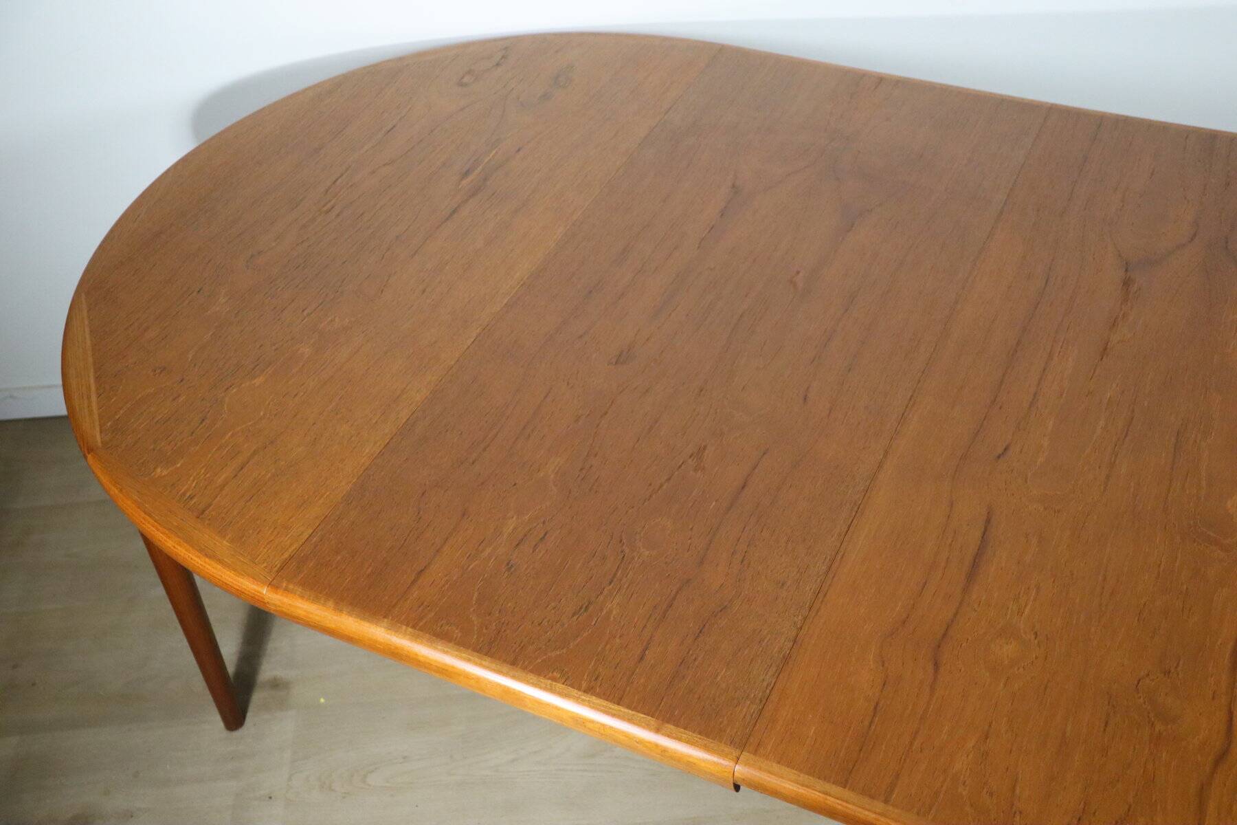 VV Mobler Spottrup Scandinavian extendable teak table, 1960