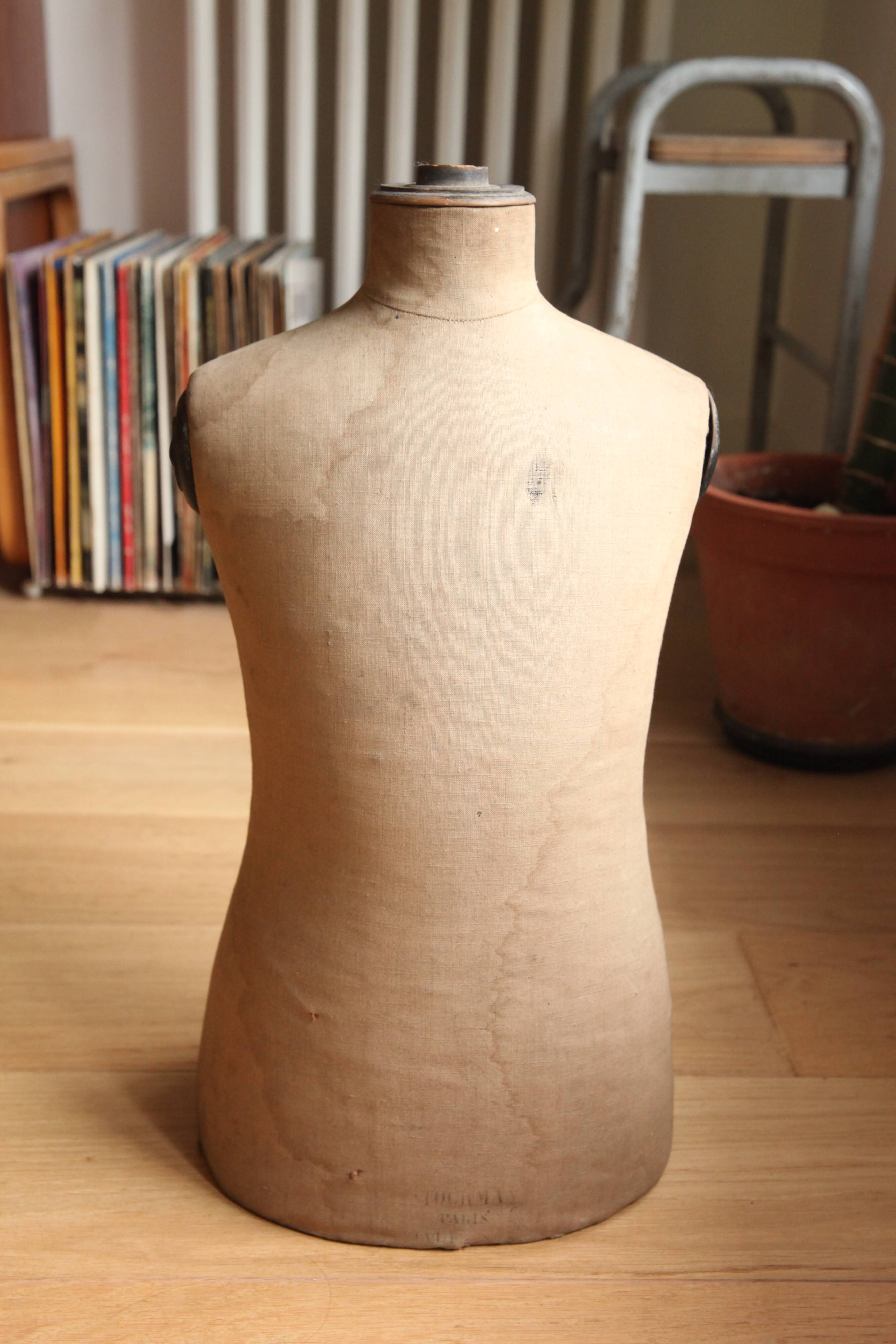 Stockman Children's Sewing Busts