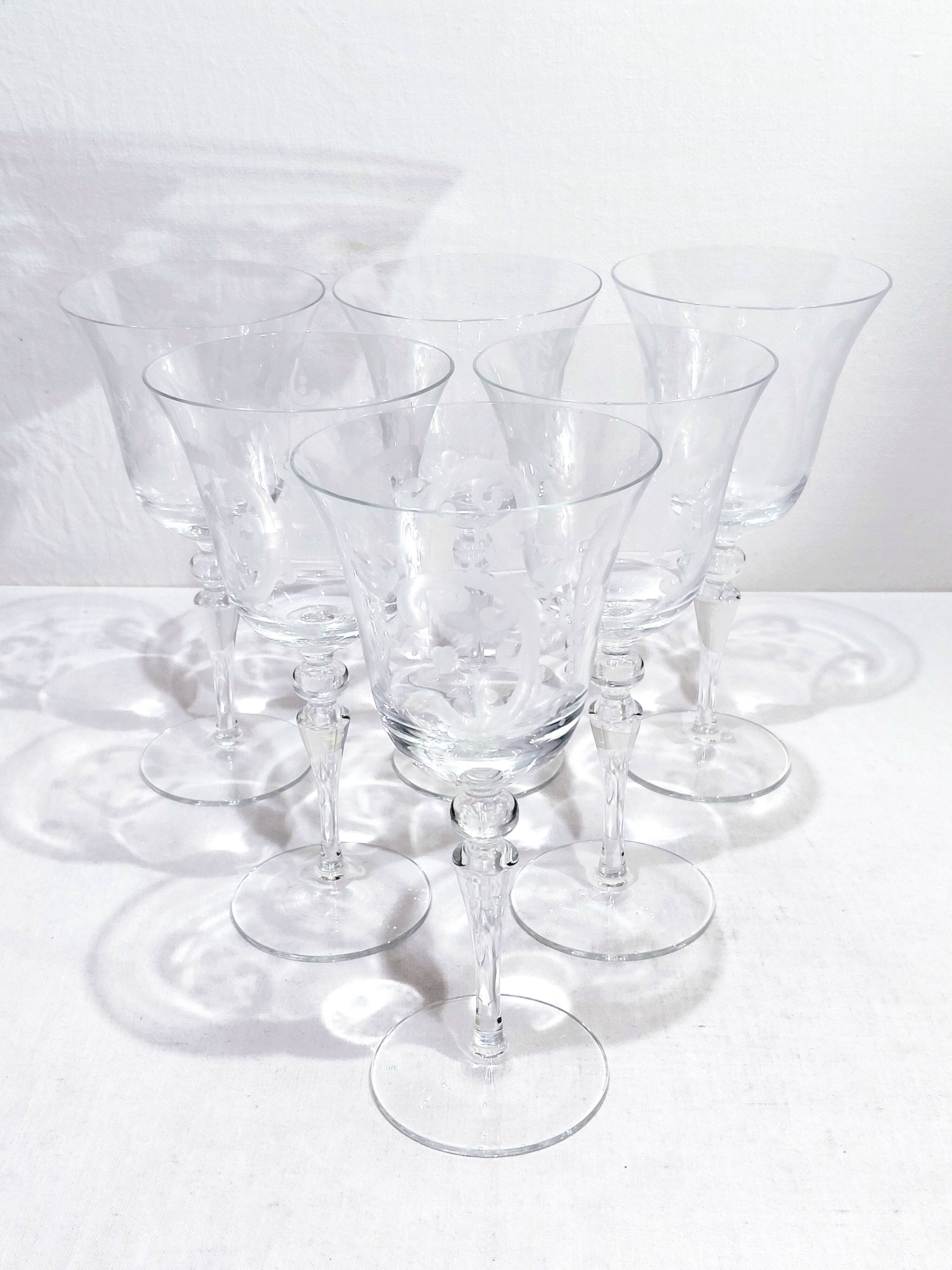 6 Monogrammed Wine Glasses C