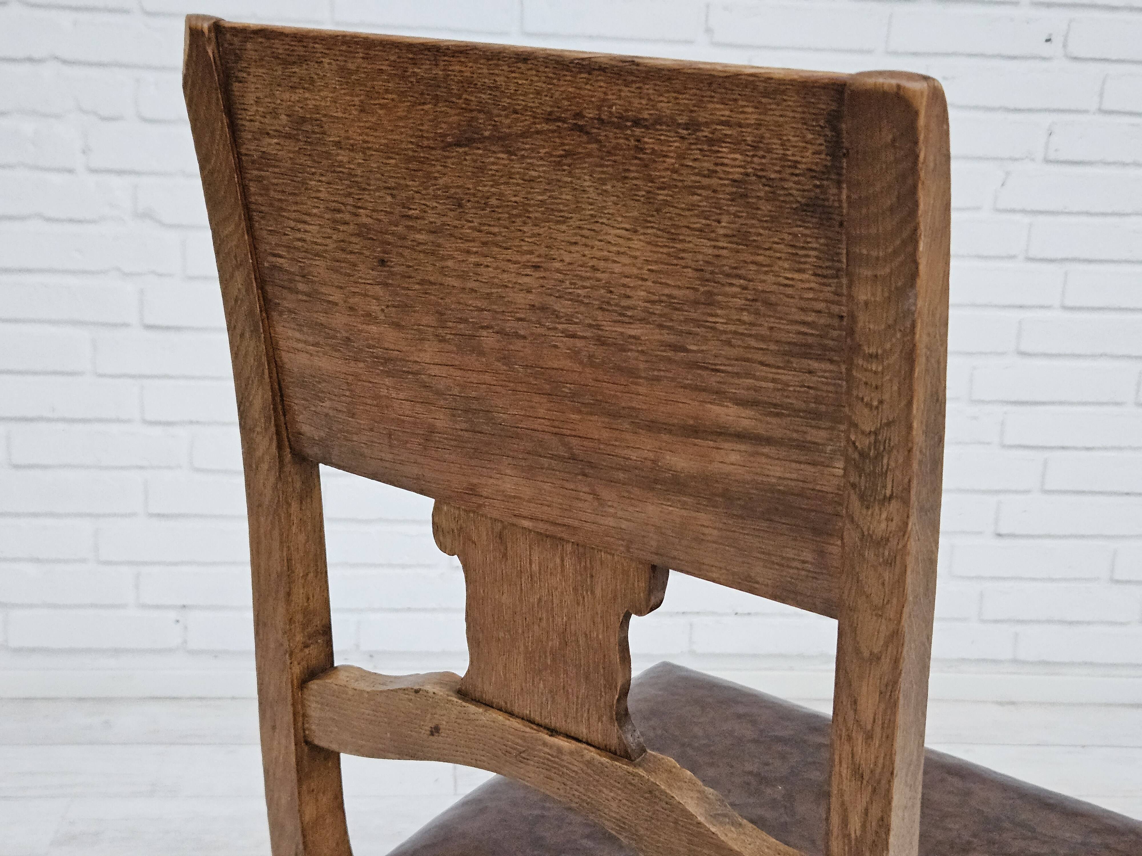 Suite de 6 chaises scandinaves années 30, bon état d'origine.