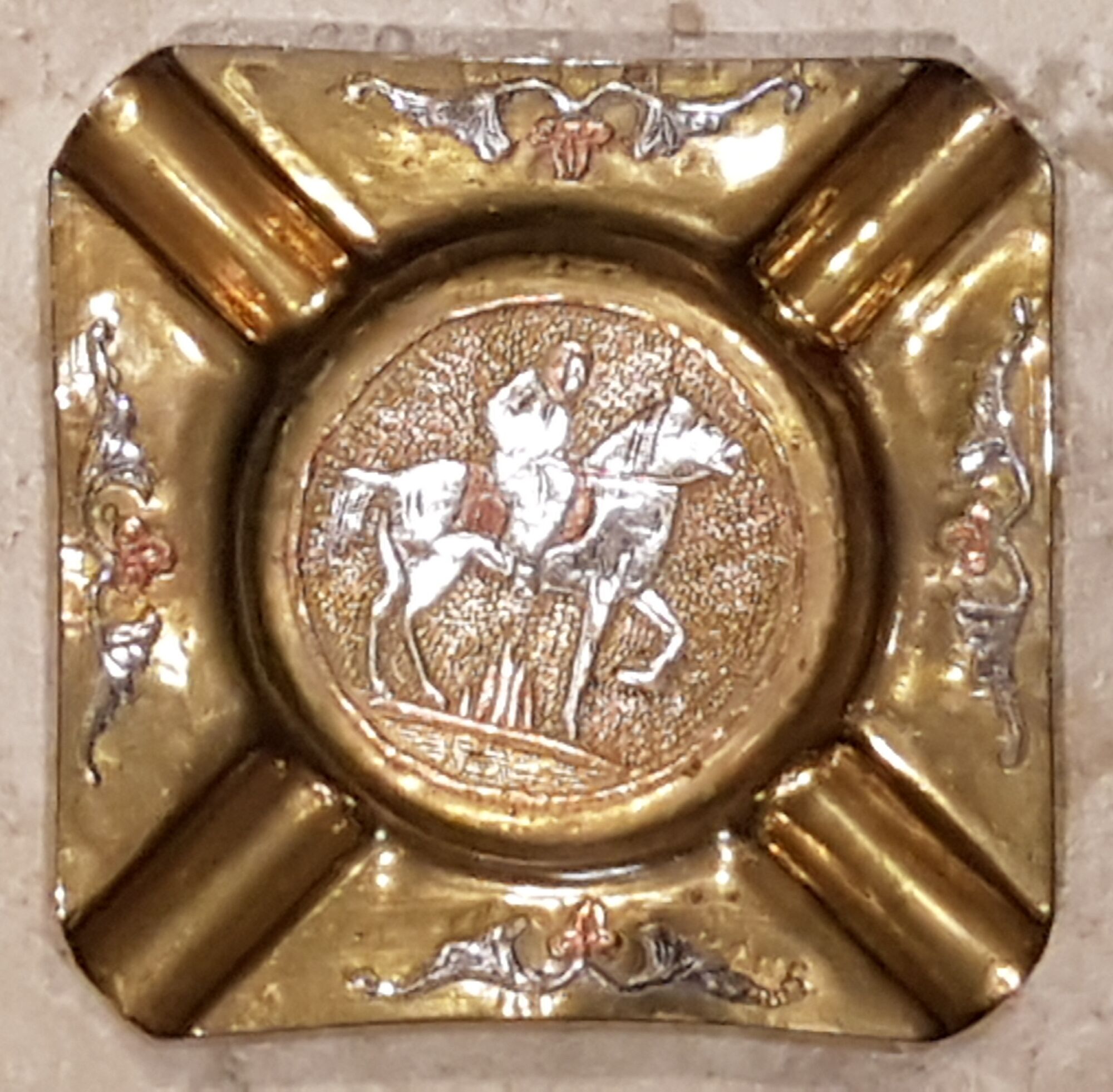 Set of 2 period ashtrays in brass carved and engraved by hand