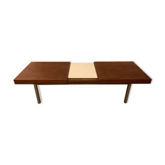 Expandable coffee table