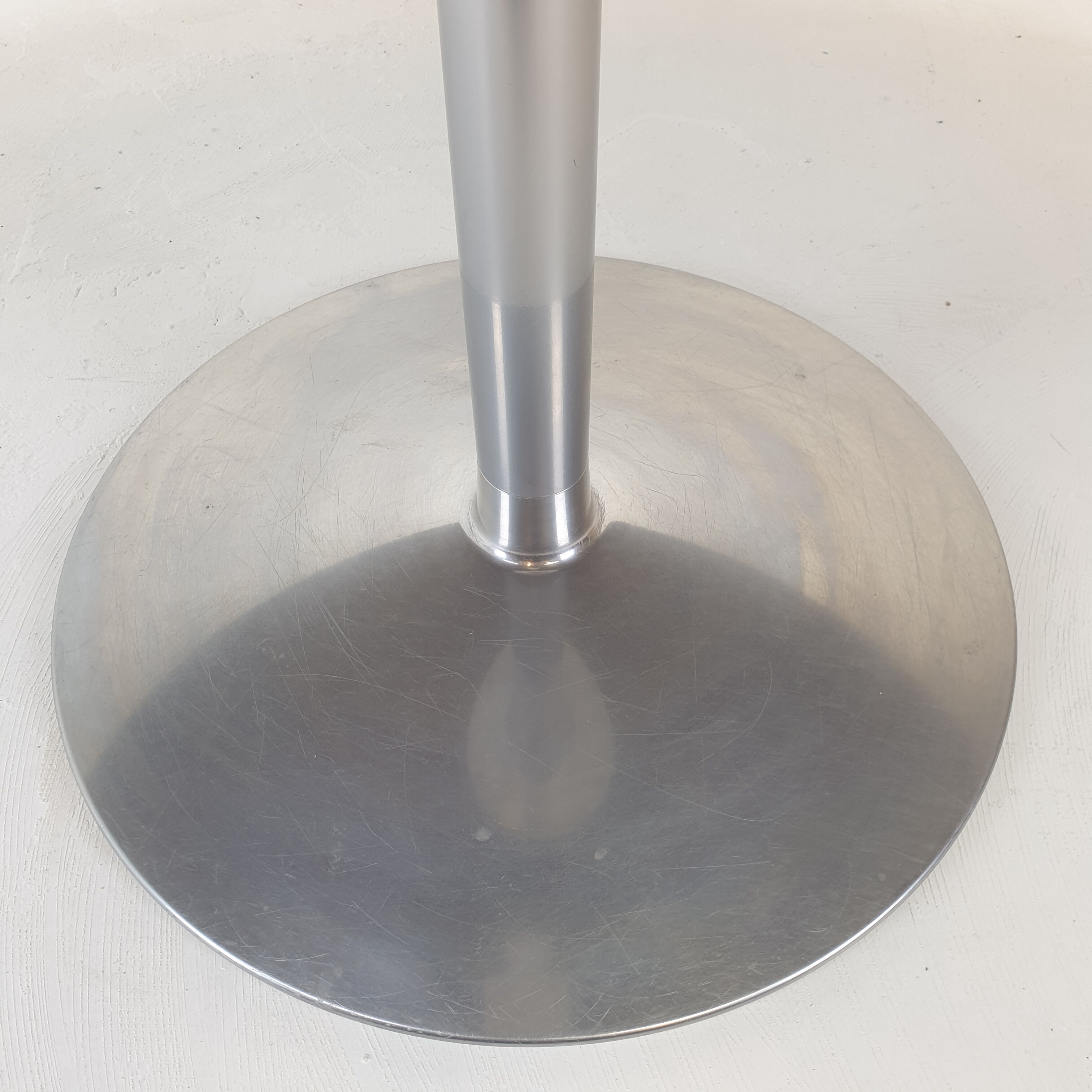 Oval Dining Table by Pierre Paulin for Artifort