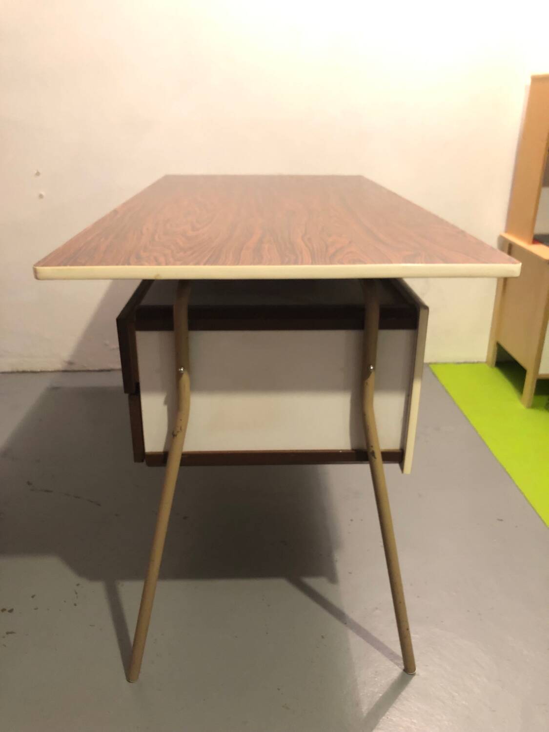 1960 VINTAGE DESK FORMICA METAL TUBING 4 DRAWERS
