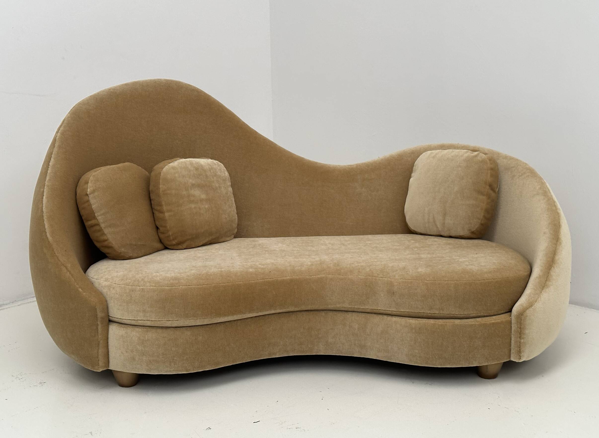 Italian Art Deco sofa