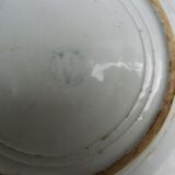 Paire de plats en faïence