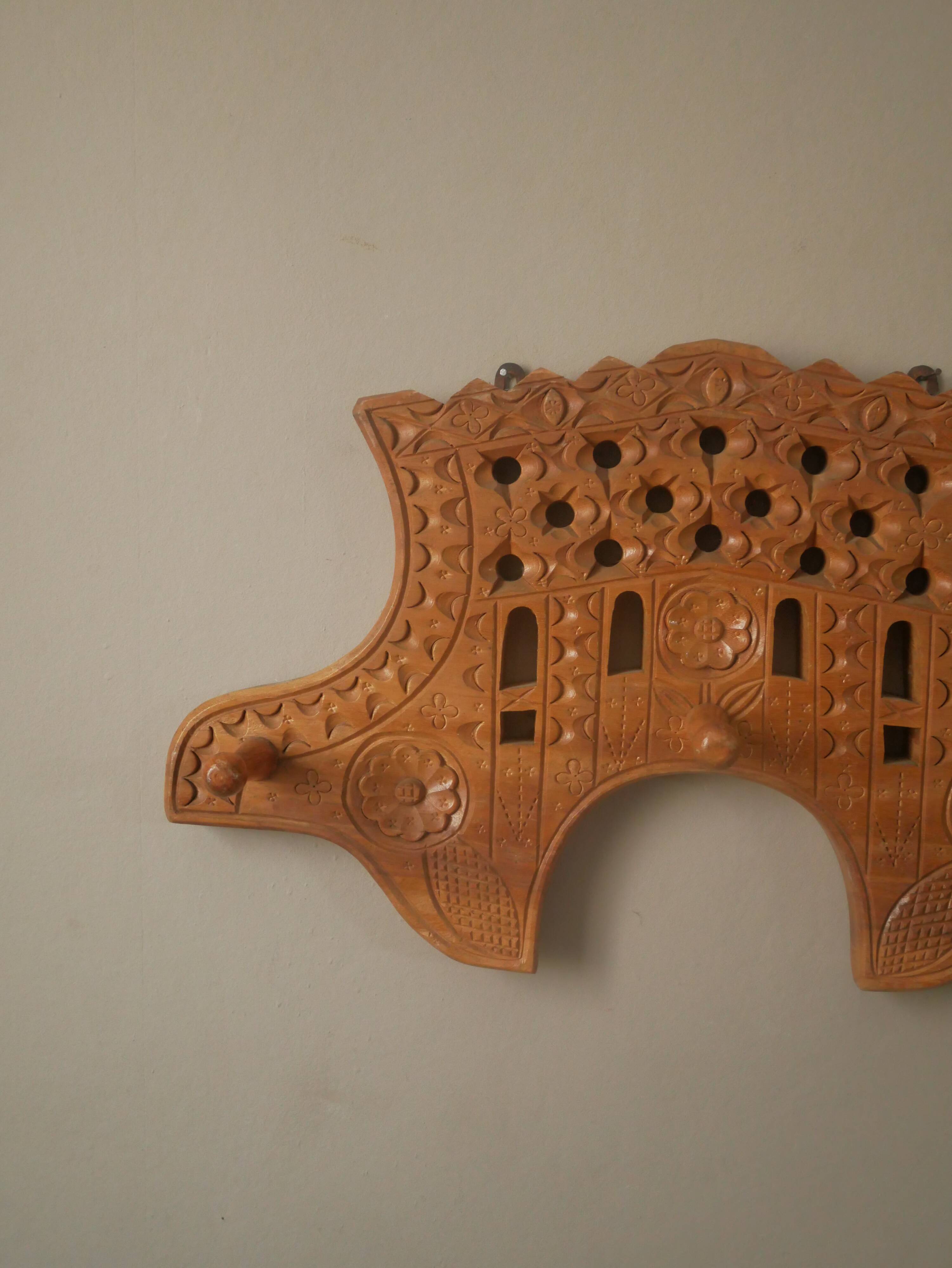 Vintage coat rack folk decoration carved wood made in Portugal artisanal manufacturing countryside