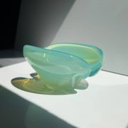 Vintage Murano uranium glass ashtray / vide poche, sommerso glass