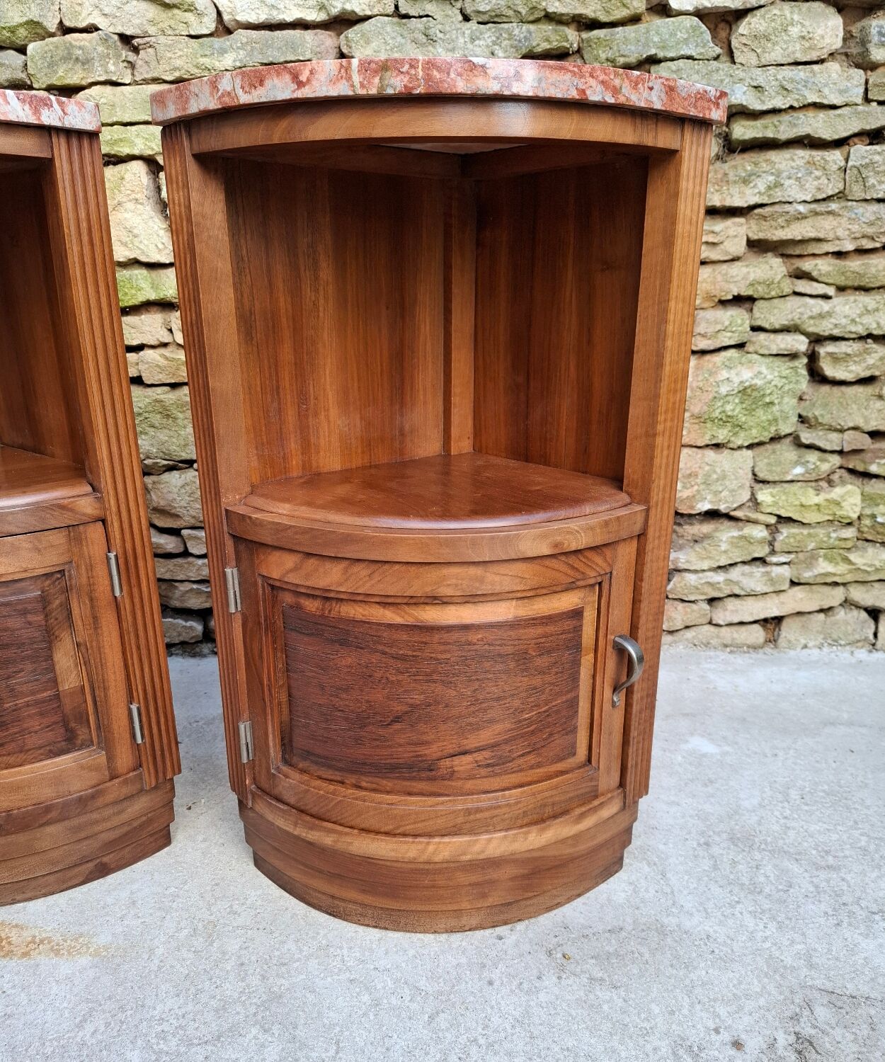 Corner bedside tables, in walnut