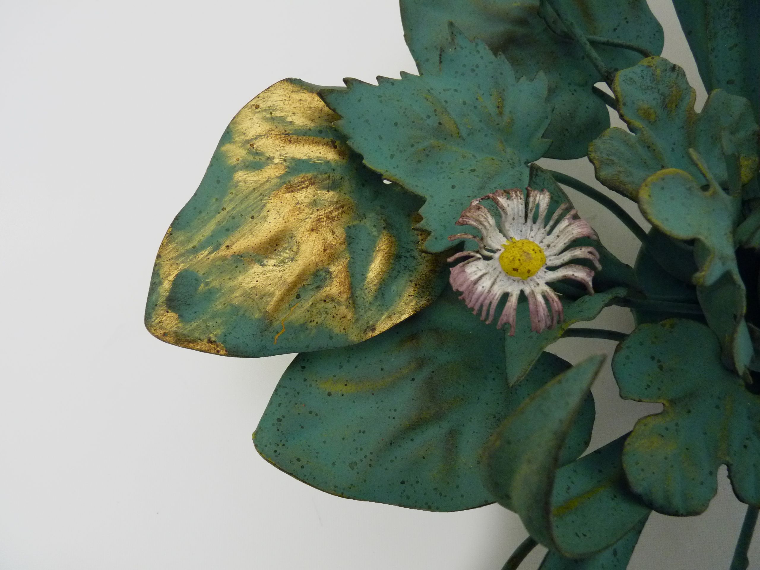 Ceiling lamp or wall lamp with painted metal foliage, ear of wheat. Year 70 80