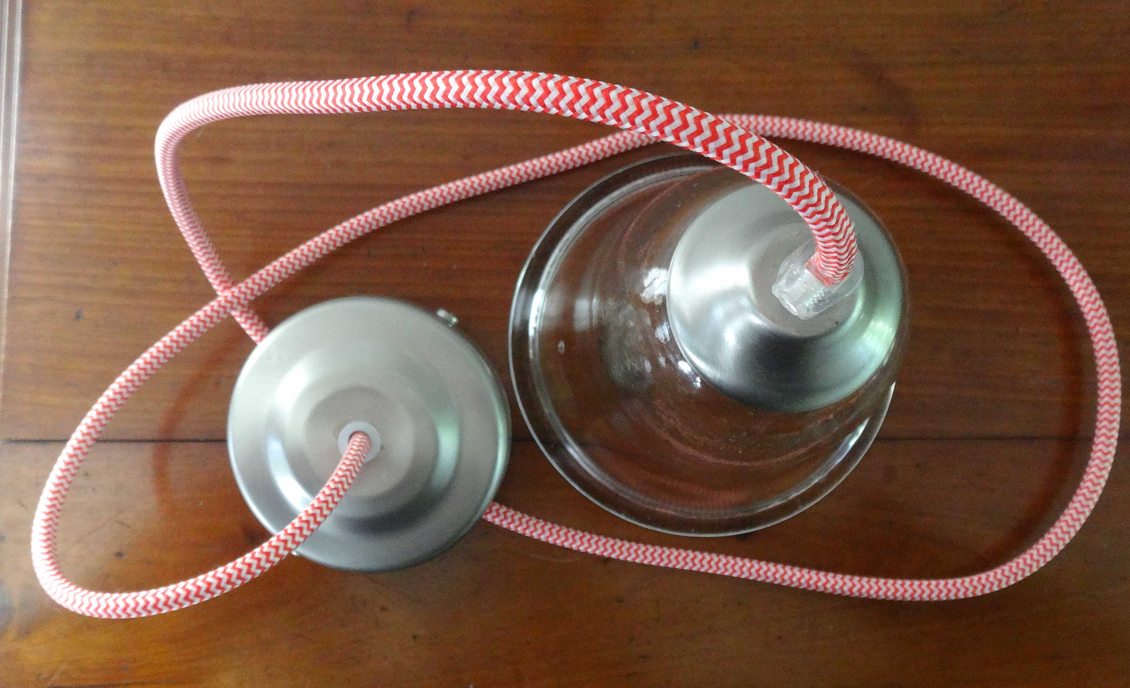 Duo de suspensions avec abat-jours en verre transparent vintage