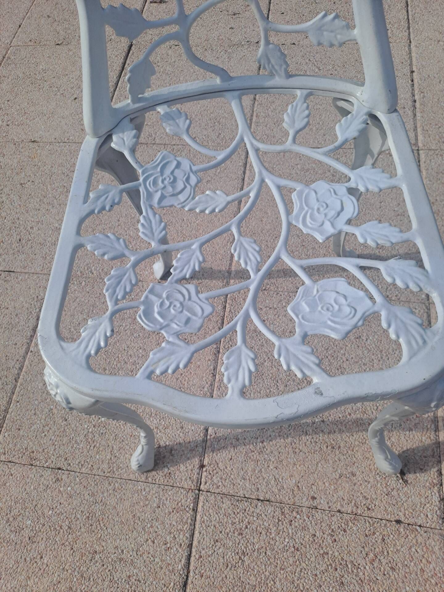 Chaise en fonte d'aluminium