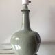 Pied de lampe en grès céladon vert olive par Knabstrup