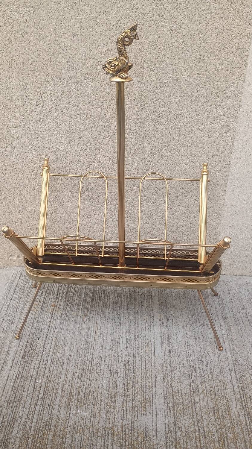 1960s brass folding magazine rack with lacquered wood decoration.