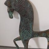 Statue d'un cheval étrusque en laiton