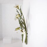 Light wall lamp with Arums / Callas.