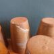 Ensemble de 8 tasses ou verres en grès tourné artisanal