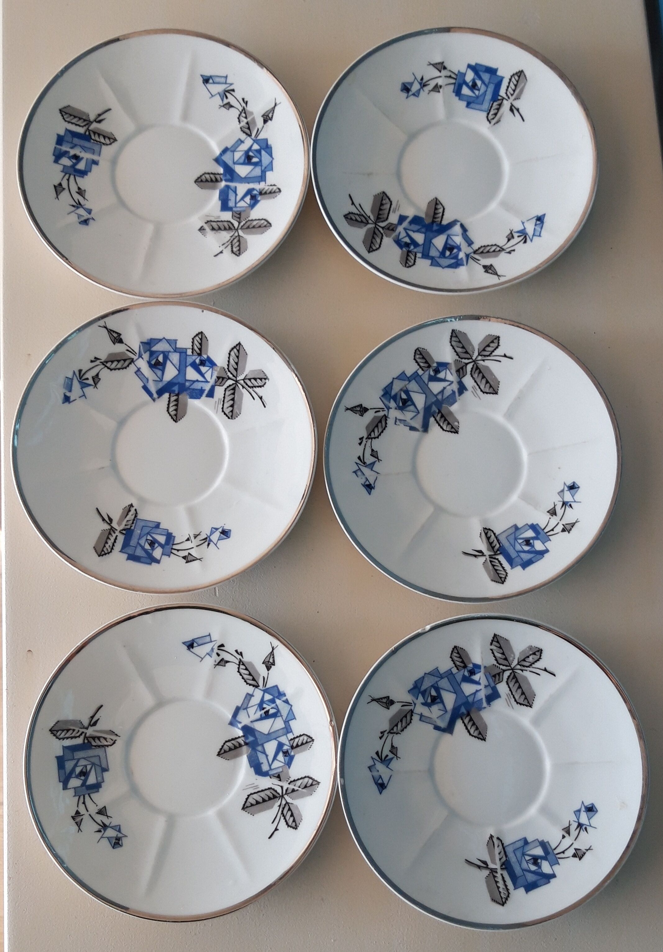 Service of cups and milk jar in fine porcelain from Limoges Art Deco