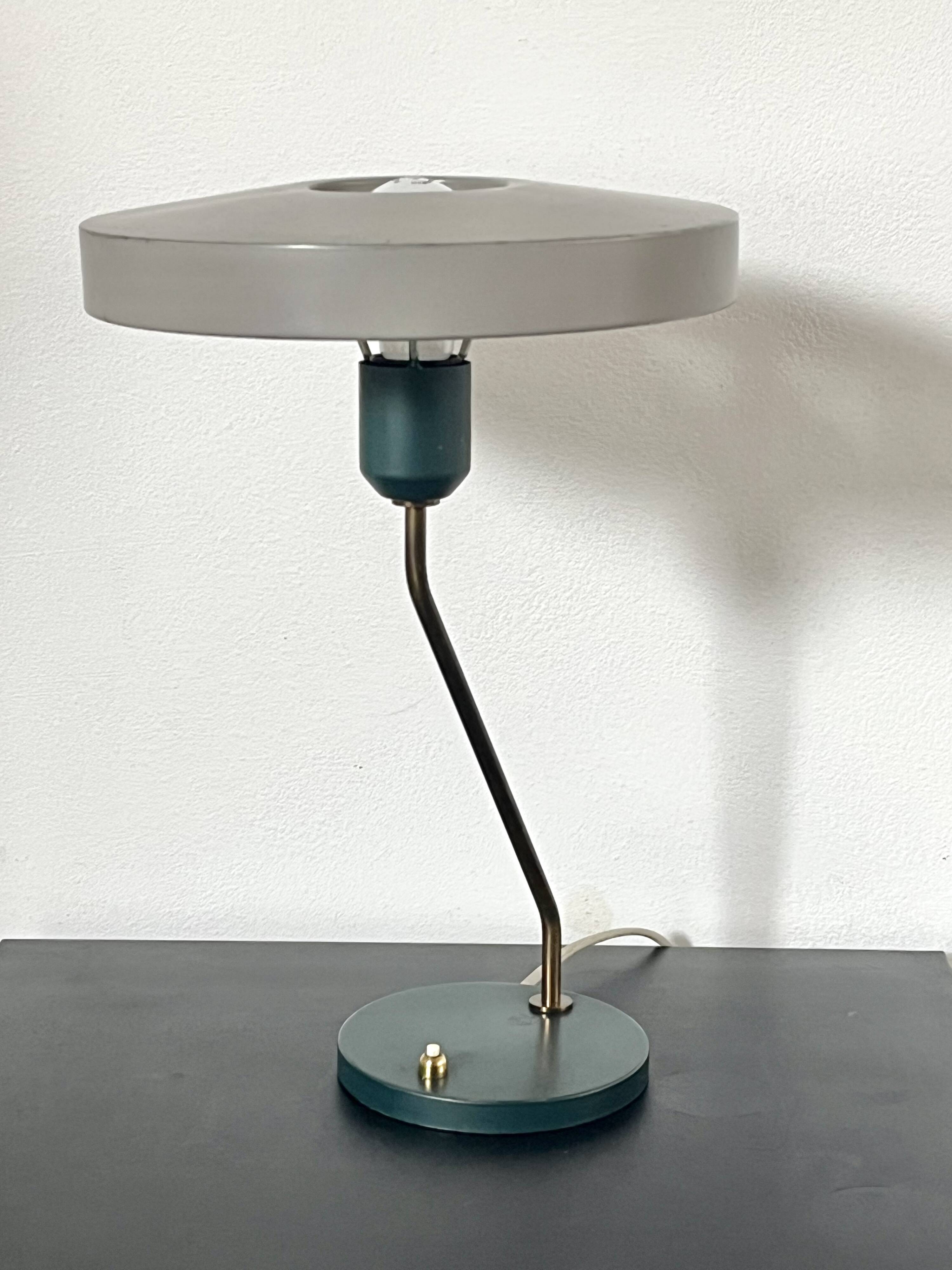 Philips lamp by Louis Kalff model Romeo