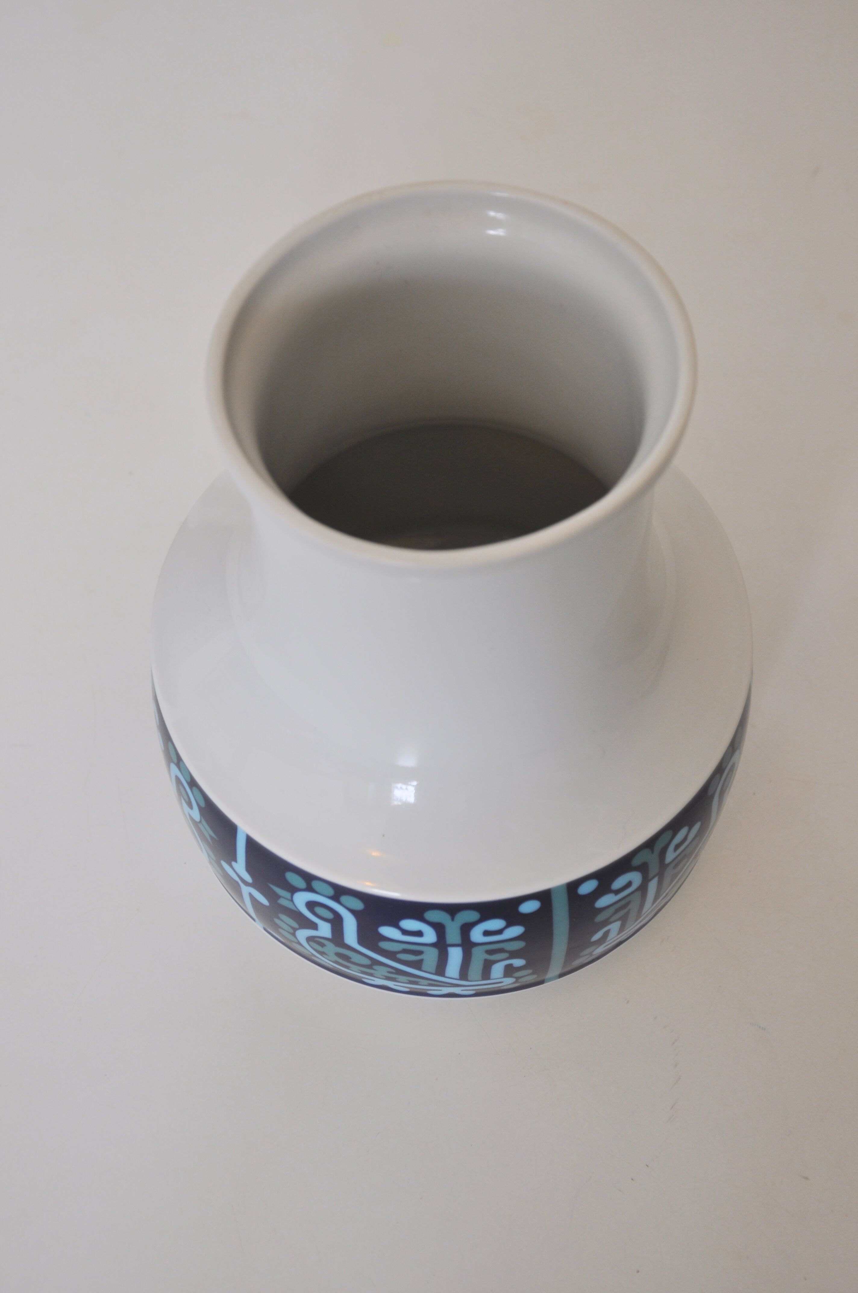 Iona helas 1970 vase