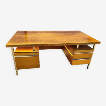 Office 1970 has double wooden box and vintage chrome