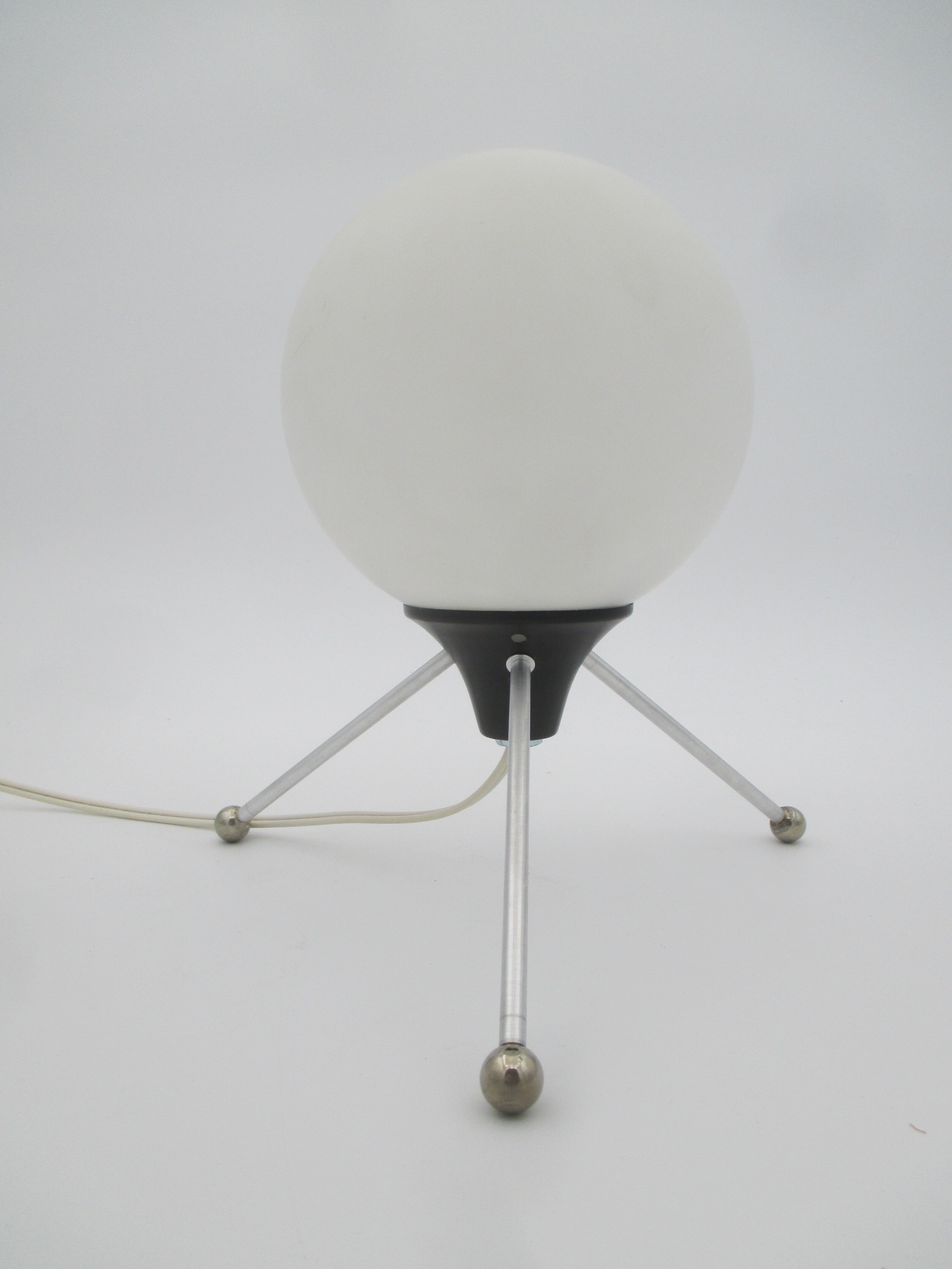 Vintage metal and opaline tripod lamp