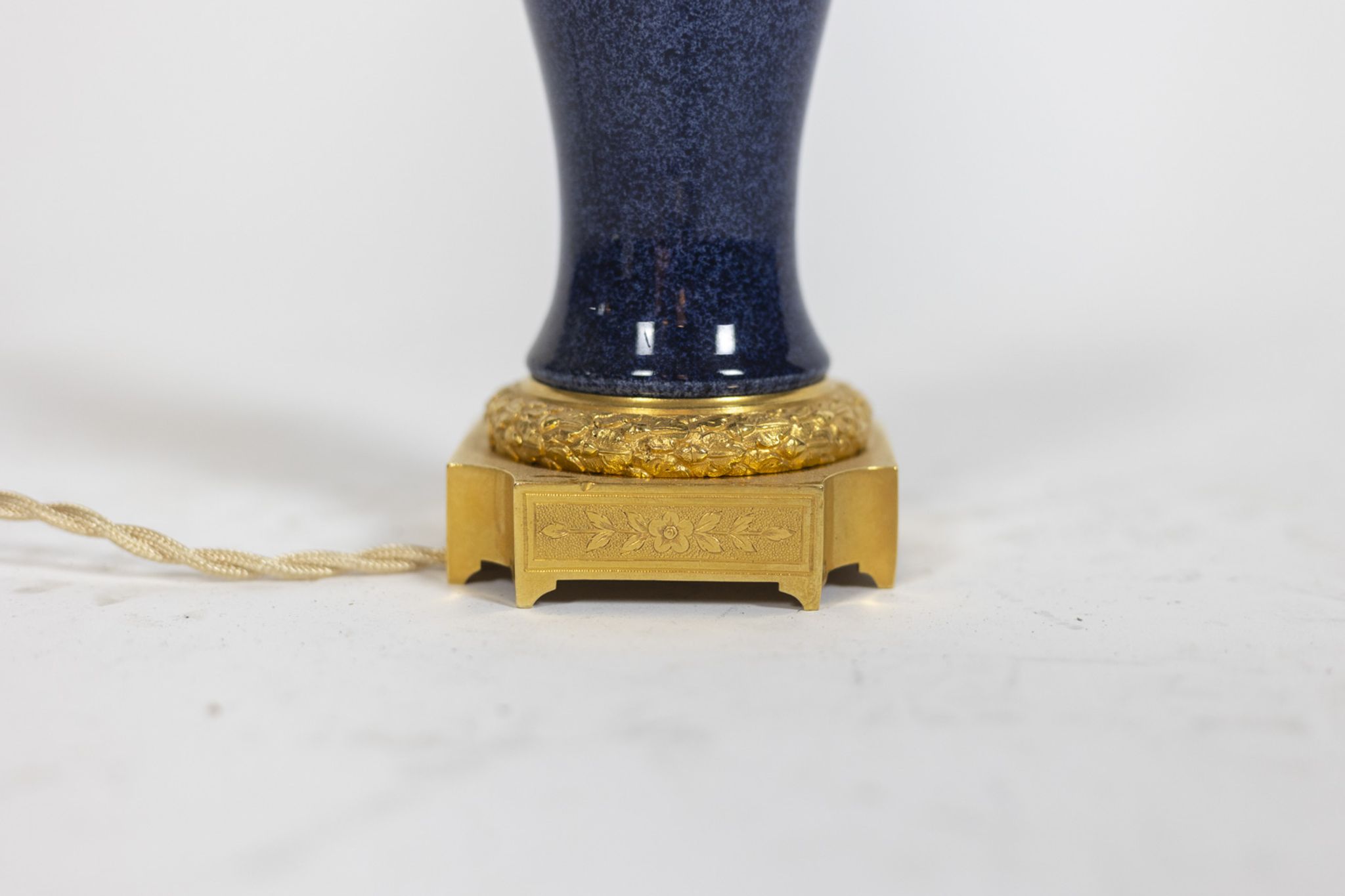 Porcelain and bronze lamp, circa 1880