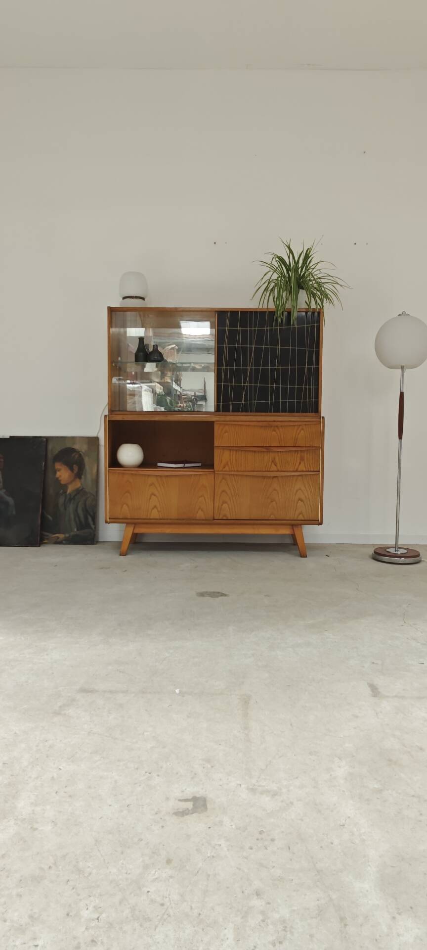 High buffet / Sideboard U 372 / 386 by B Landsman and H Nepozytek 60