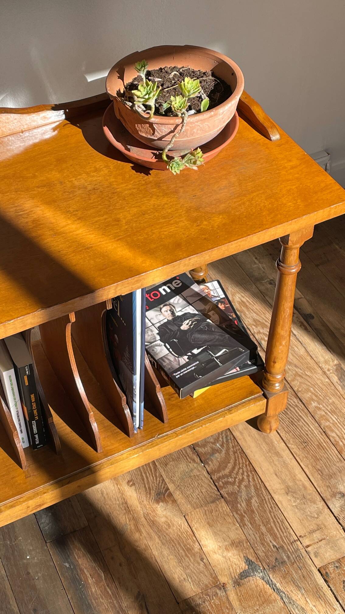 Meuble bas electrophone vintage