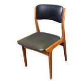 Scandinavian dining chair in solid wood and black leather Denmark 1960