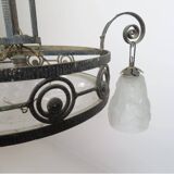 Art Deco chandelier signed Degué – wrought iron and moulded glass