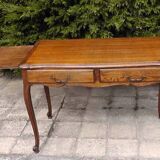 Louis XV style desk with 2 drawers and a shelf