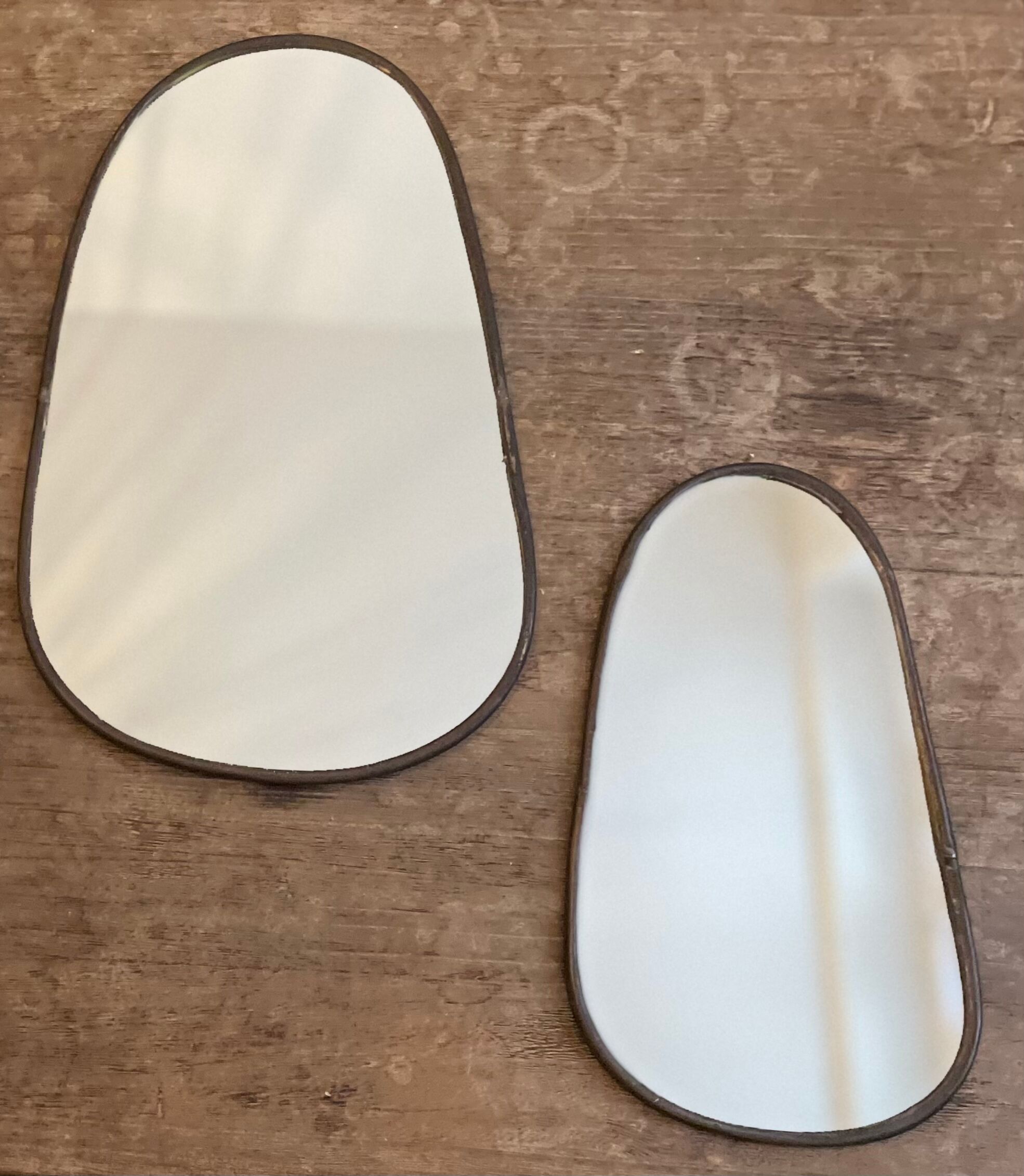 Mirror organic egg brass black 60x40cm