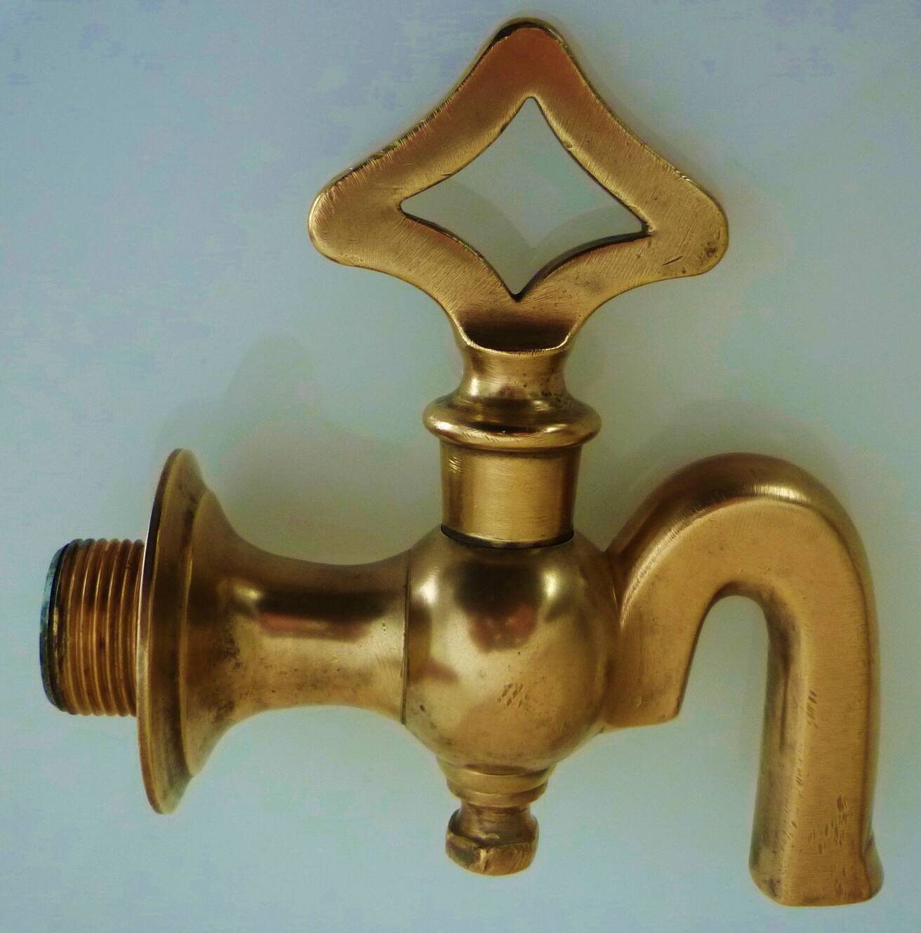Old fountain tap for garden in brass, 4 parts