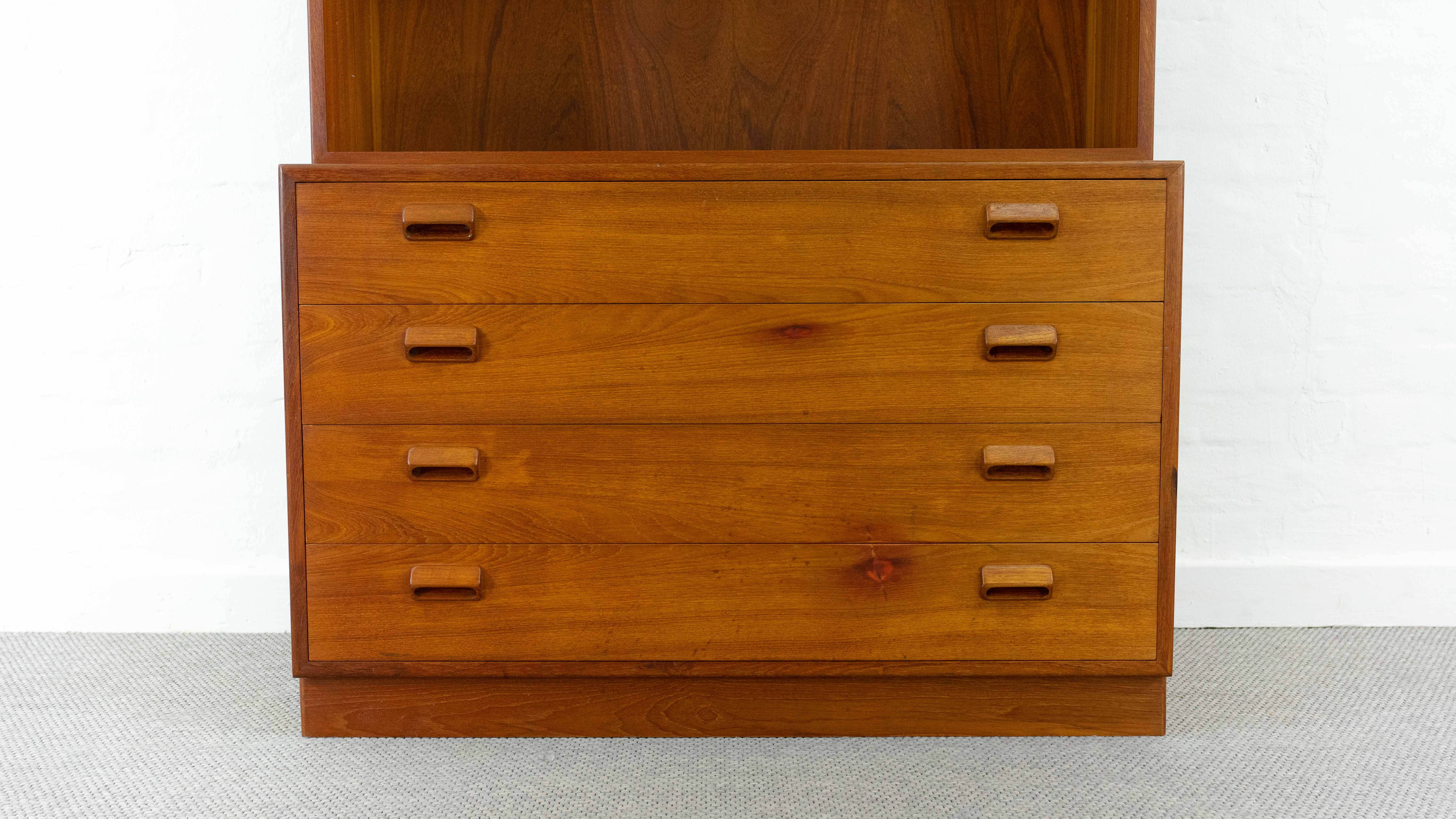 Borge Mogensen teak bookcase for Soborg Mobelfabrik, 1960s