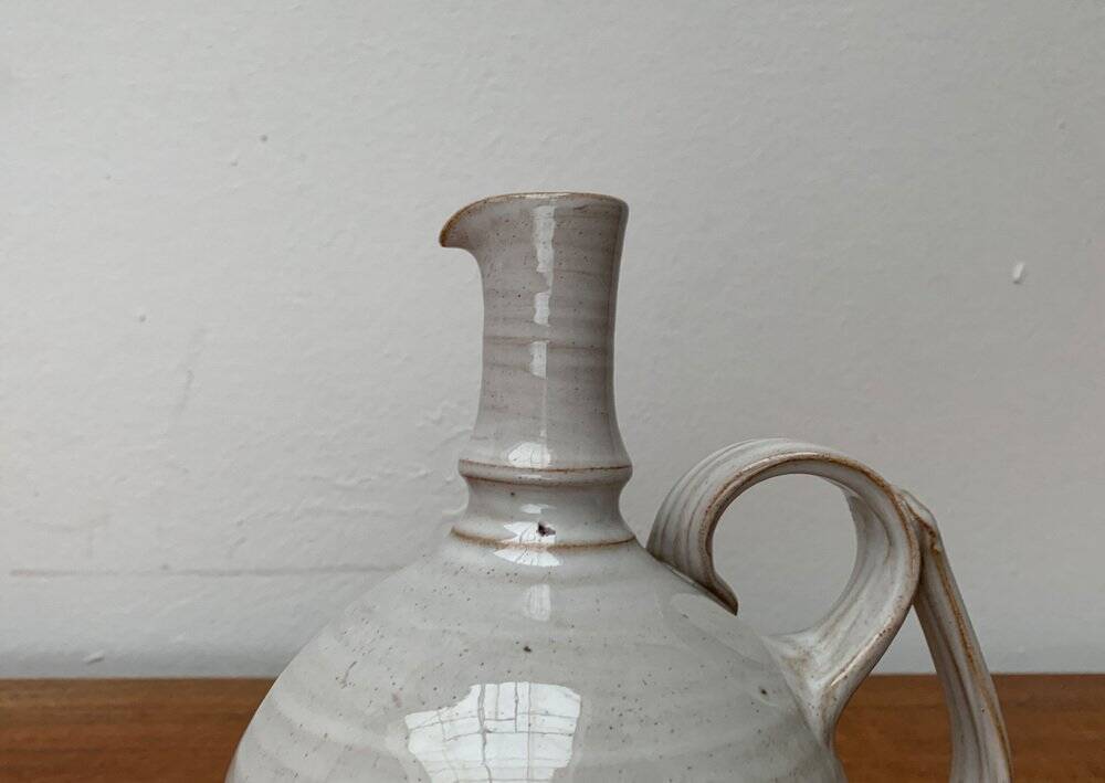 Mid-century Icelandic ceramic carafe by Sigurdar Haukssonar for Handunnid Pottery Iceland, 1960s.