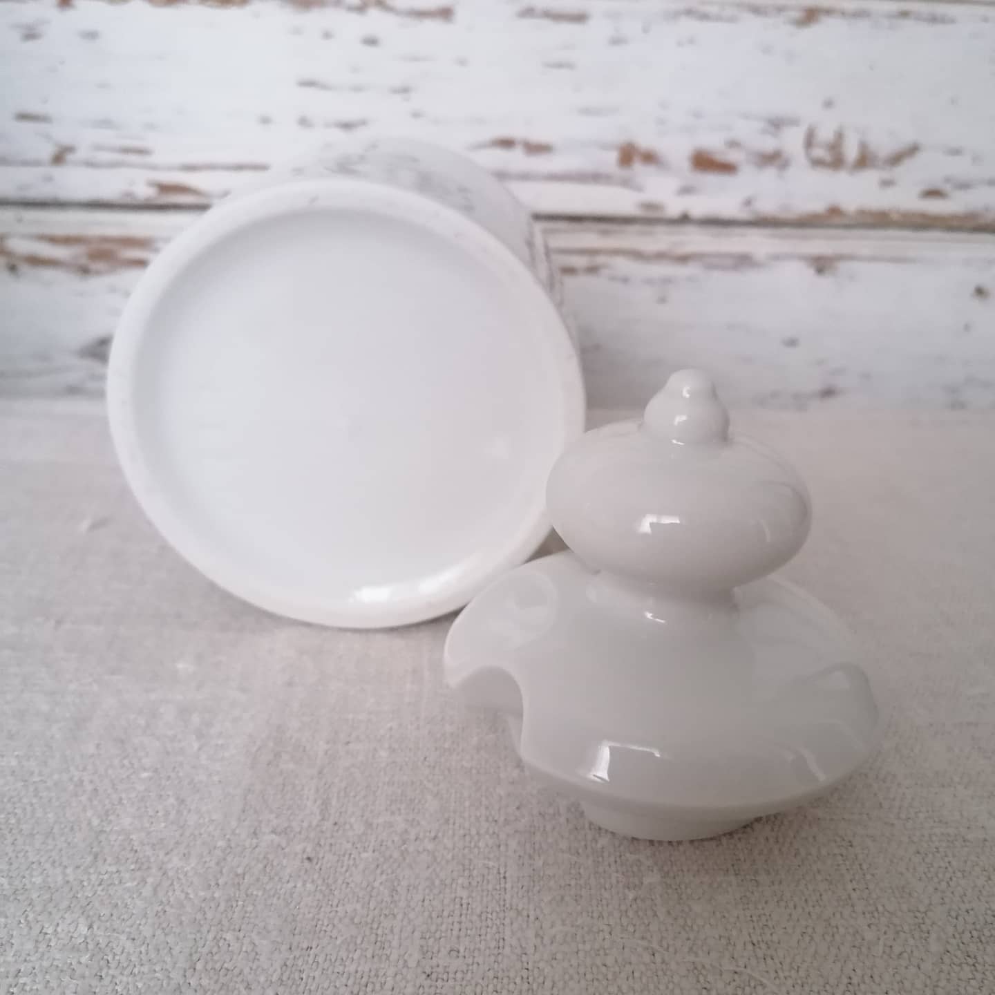 Thick white porcelain sugar