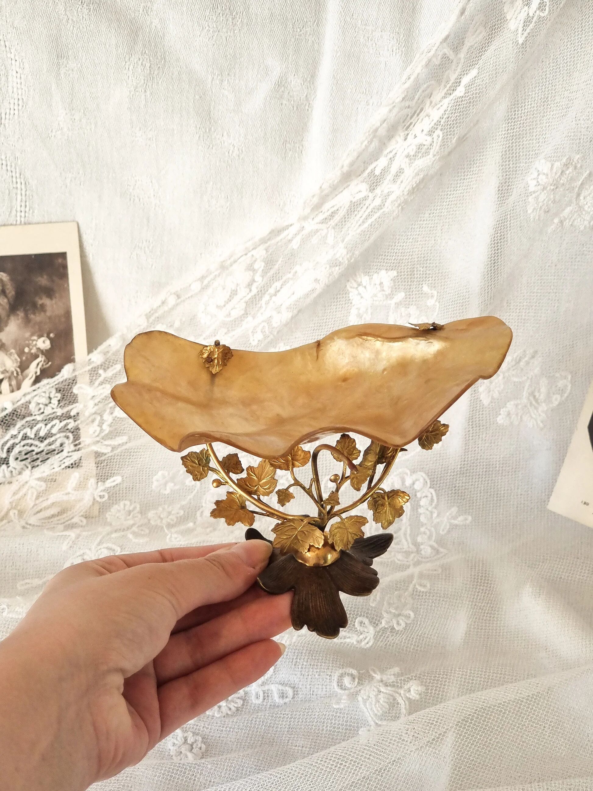 Vide-poche art nouveau