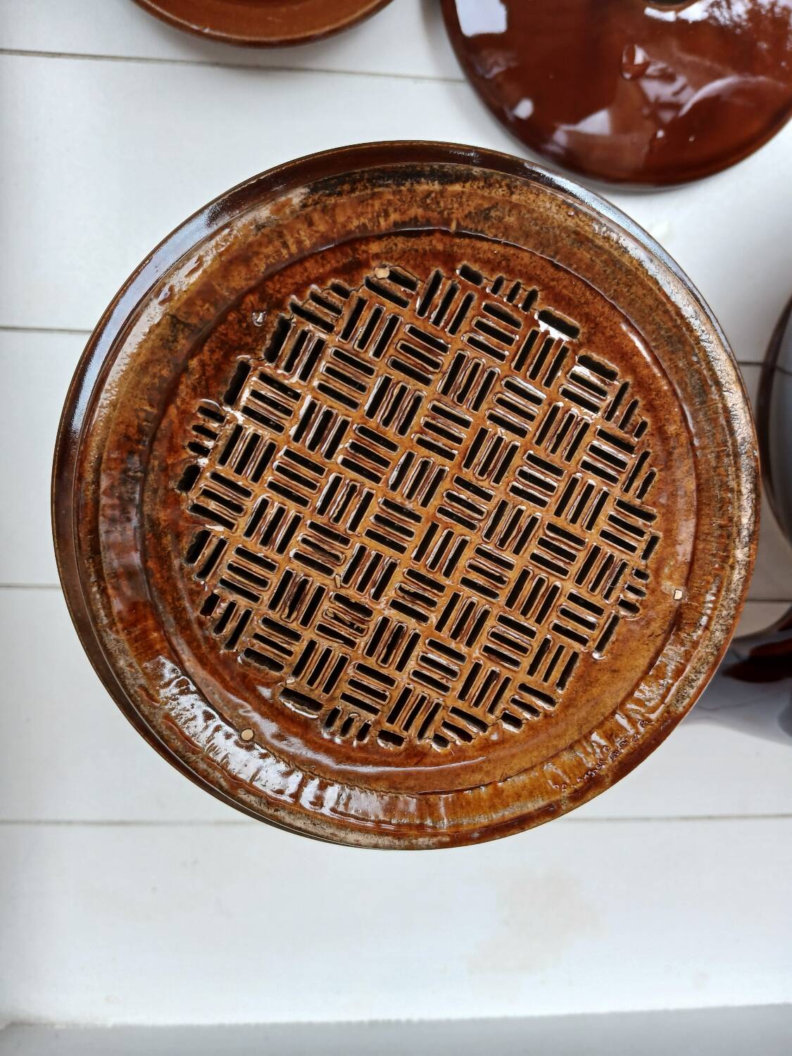 Old coffee maker with filter and 2 lids