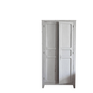 Armoire parisienne