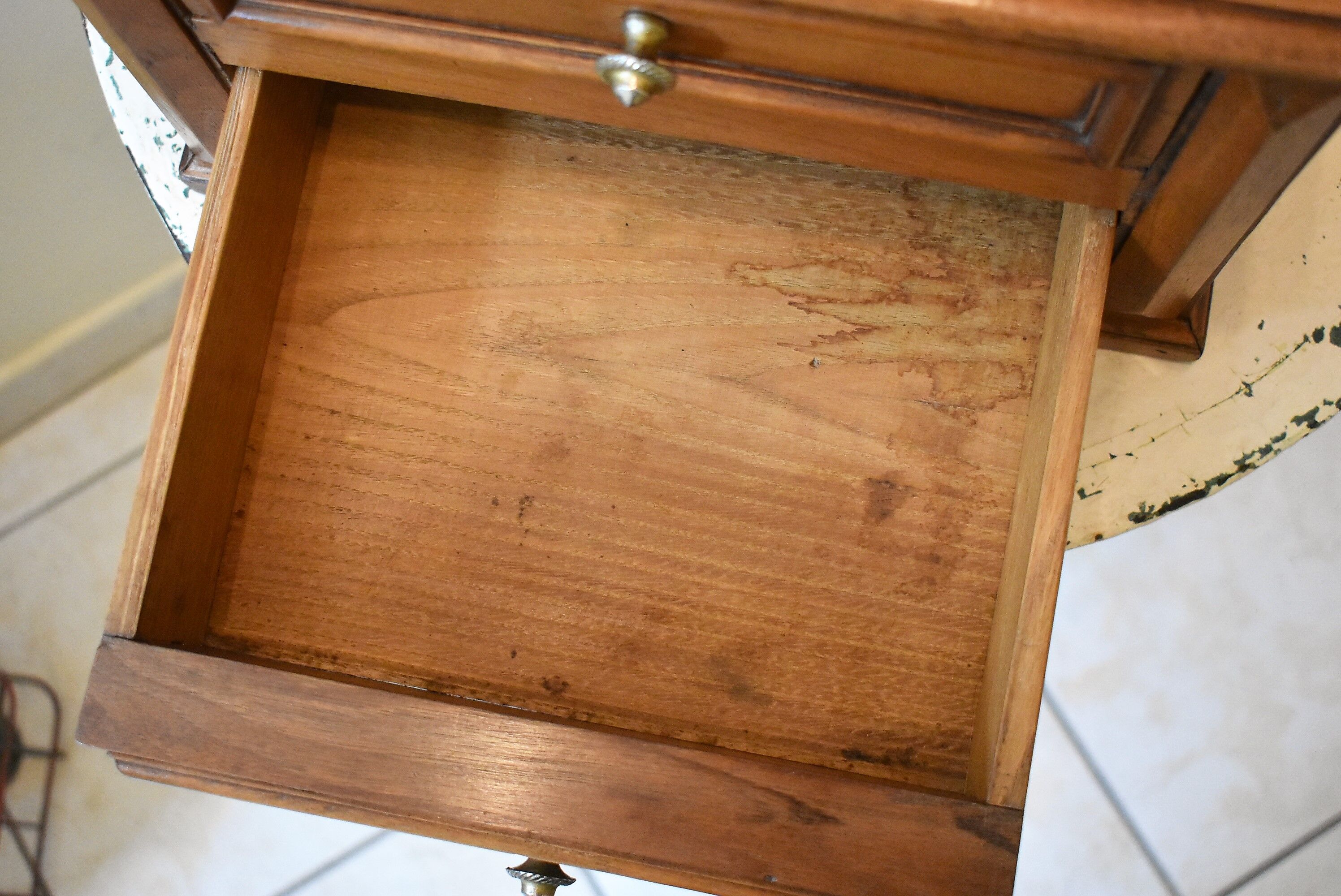 Small furniture 2 drawers (N2)