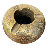 Round ashtray