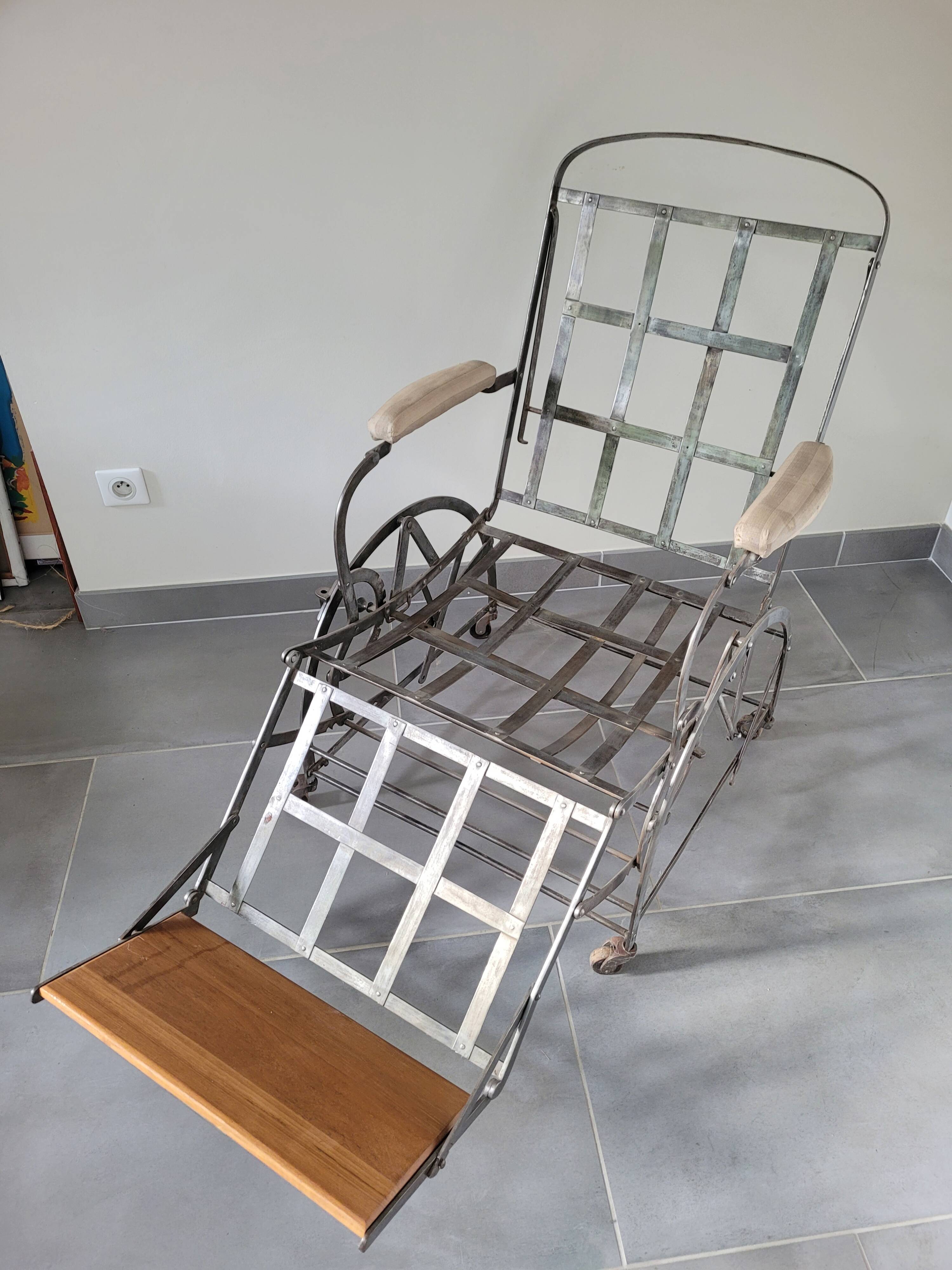 Wilson adjustable deck chair produced in 1871.