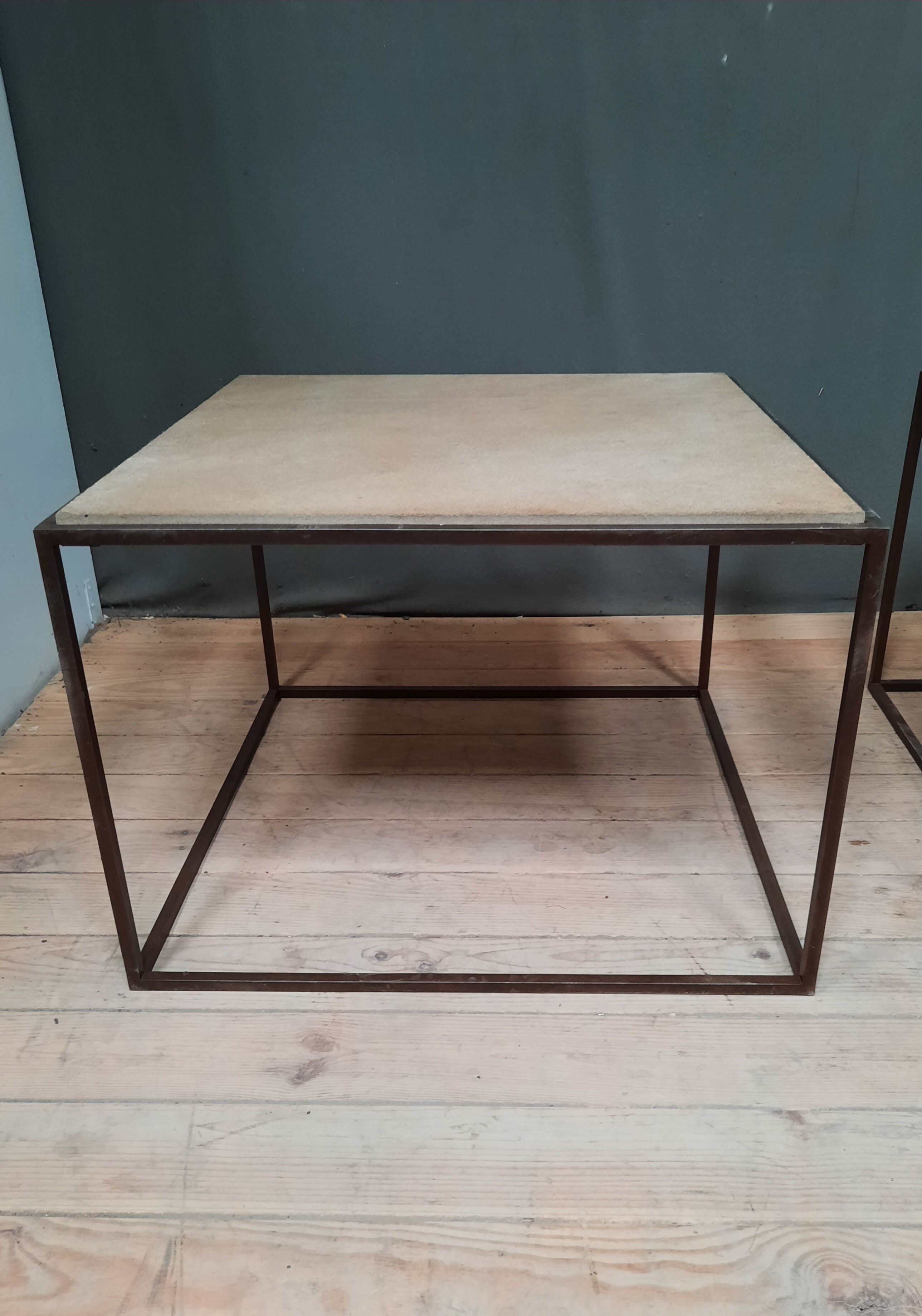 Pair of metal and cement sofa tips