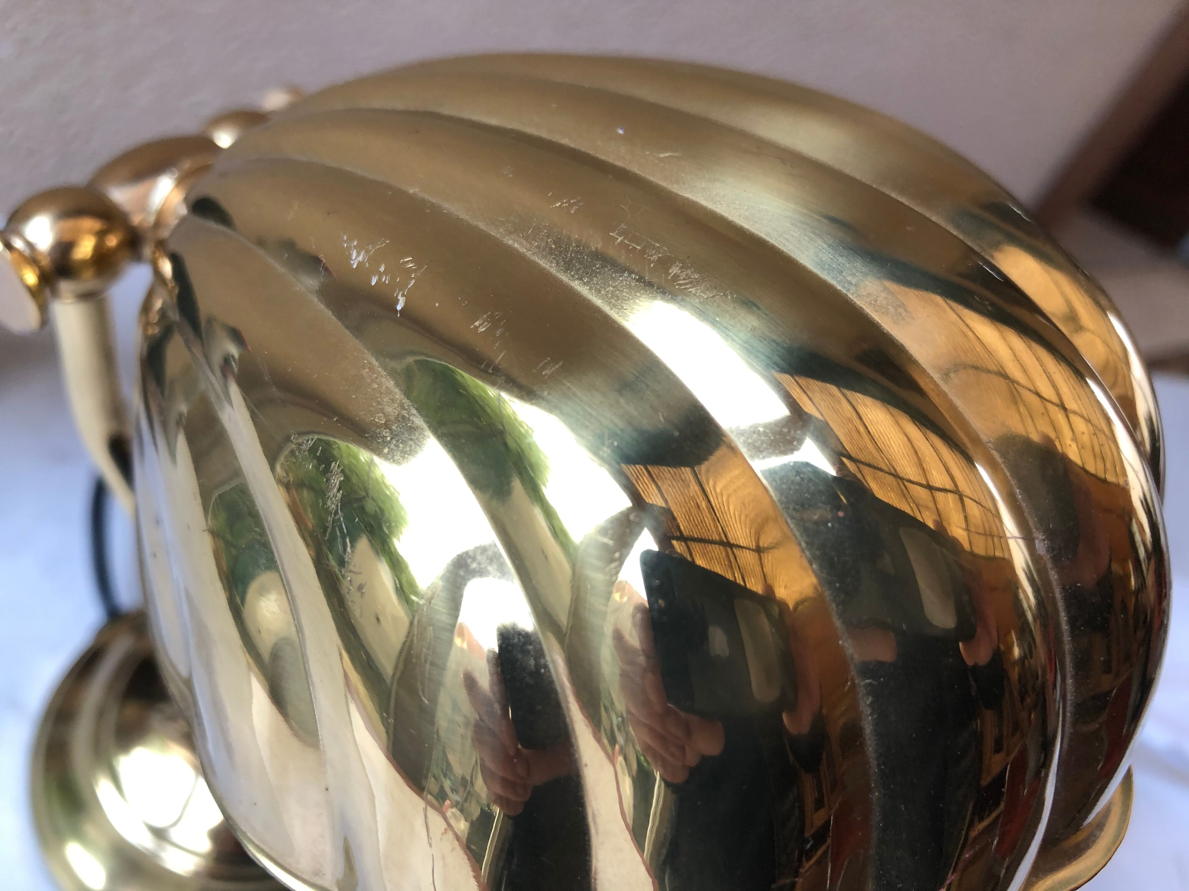 Vintage shell bedside lamp design 80 brass solid