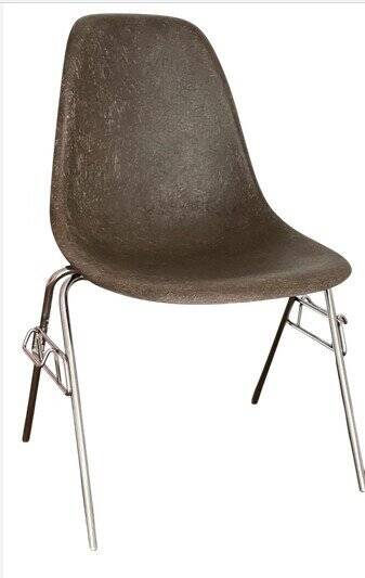 DSS Eames, Charles et Ray, Herman Miller Vitra fiberglass chair, 1970